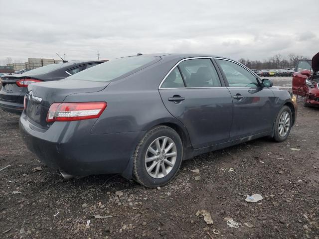 4T1BK3EK0BU631451 - 2011 TOYOTA CAMRY SE GRAY photo 3