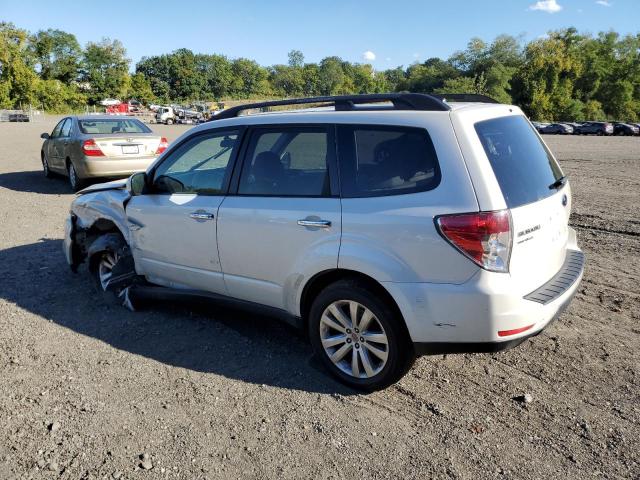 JF2SHADC9CH401100 - 2012 SUBARU FORESTER 2.5X PREMIUM WHITE photo 2