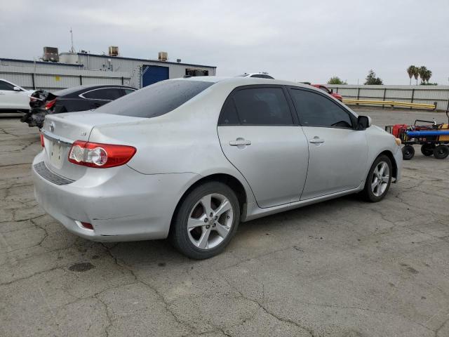 5YFBU4EE1CP048044 - 2012 TOYOTA COROLLA BASE SILVER photo 3