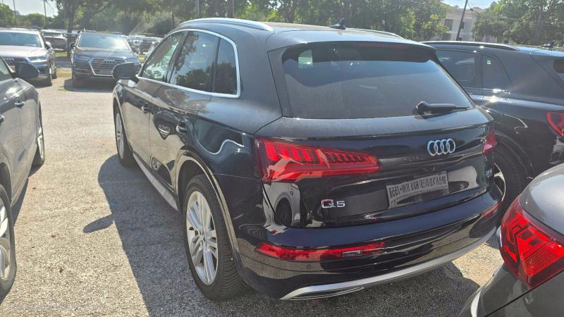 WA1BNAFY7J2165217 - 2018 AUDI Q5 PREMIUM PLUS BLACK photo 3