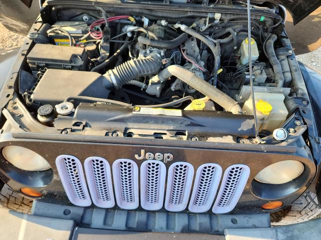 1J4GA59158L531543 - 2008 JEEP WRANGLER UNLIMITED SAHARA BLACK photo 12
