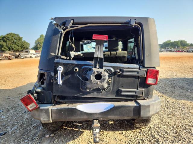 1J4GA59158L531543 - 2008 JEEP WRANGLER UNLIMITED SAHARA BLACK photo 6