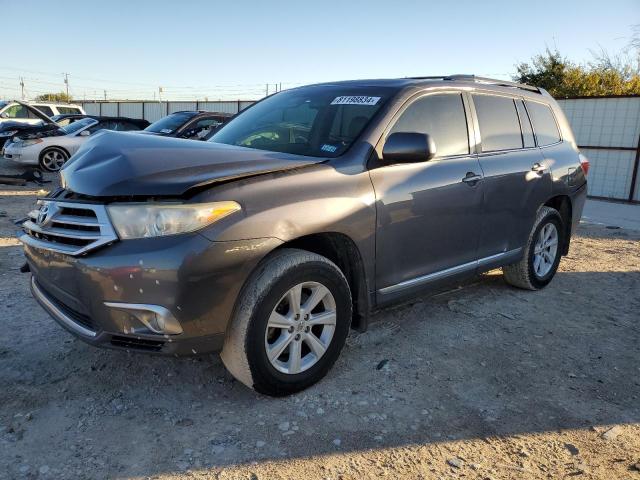 2013 TOYOTA HIGHLANDER BASE, 