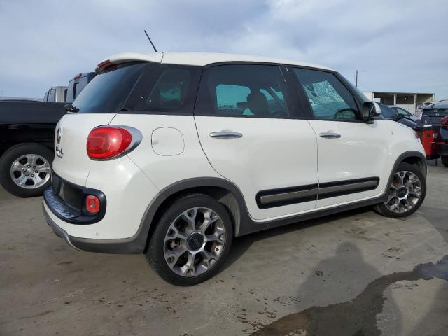 ZFBCFADH6EZ016338 - 2014 FIAT 500L TREKKING WHITE photo 3