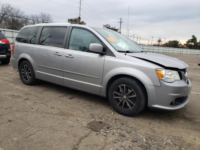 2C4RDGCG6HR766636 - 2017 DODGE GRAND CARA SXT GRAY photo 4