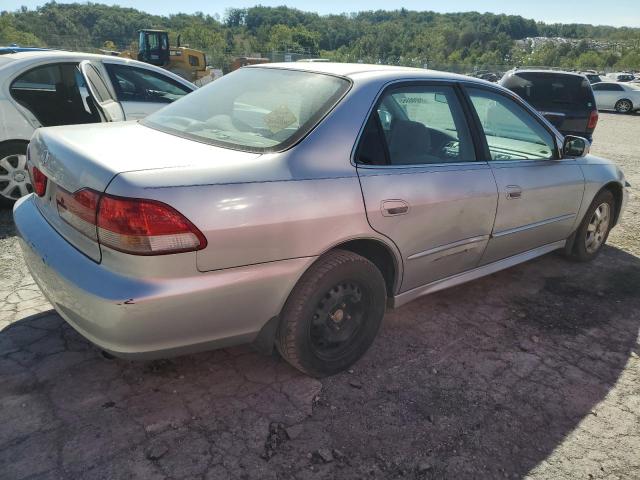 1HGCG56652A067838 - 2002 HONDA ACCORD EX ვერცხლისფერი ფოტო 3