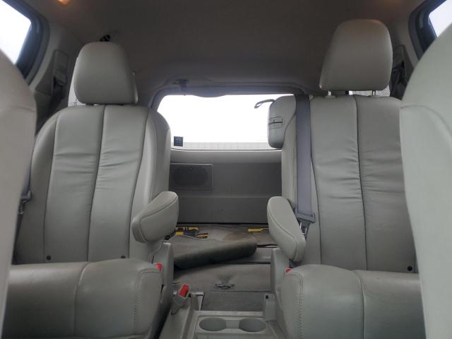 5TDYK3DC1BS069069 - 2011 TOYOTA SIENNA XLE 银色 照片 10