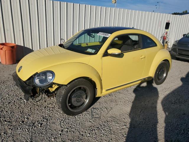 2013 VOLKSWAGEN BEETLE, 