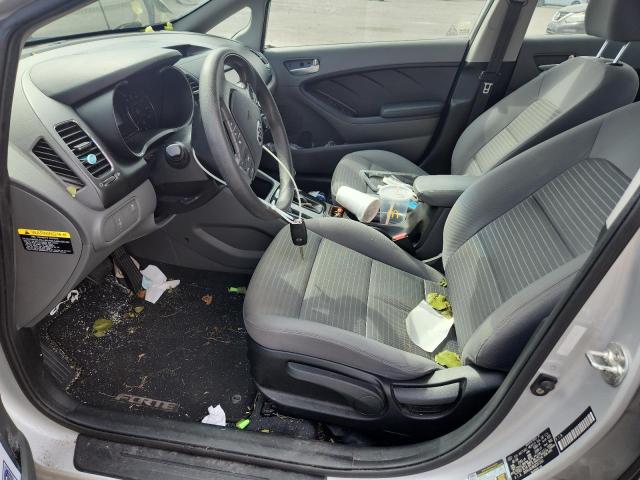 3KPFL4A78JE247263 - 2018 KIA FORTE LX SILVER photo 7