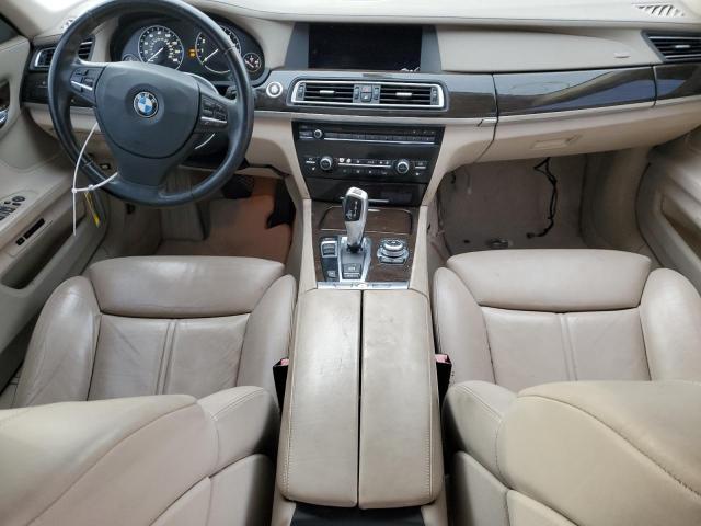 WBAKA8C57BCY36589 - 2011 BMW 750 I SILVER photo 8