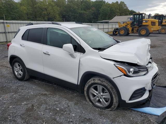 3GNCJLSB4LL282703 - 2020 CHEVROLET TRAX 1LT WHITE photo 4
