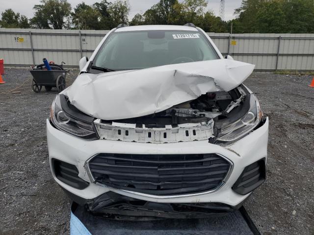 3GNCJLSB4LL282703 - 2020 CHEVROLET TRAX 1LT WHITE photo 5