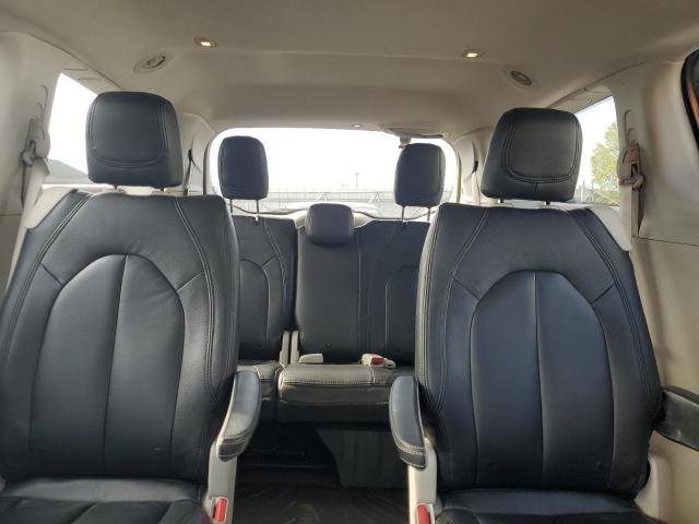 2C4RC1DG7HR634385 - 2017 CHRYSLER PACIFICA TOURING BEIGE photo 10