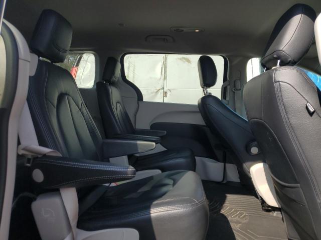 2C4RC1DG7HR634385 - 2017 CHRYSLER PACIFICA TOURING BEIGE photo 11