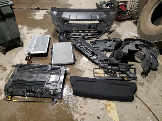 MAJ6S3GL5NC458487 - 2022 FORD ECOSPORT SE BLACK photo 13