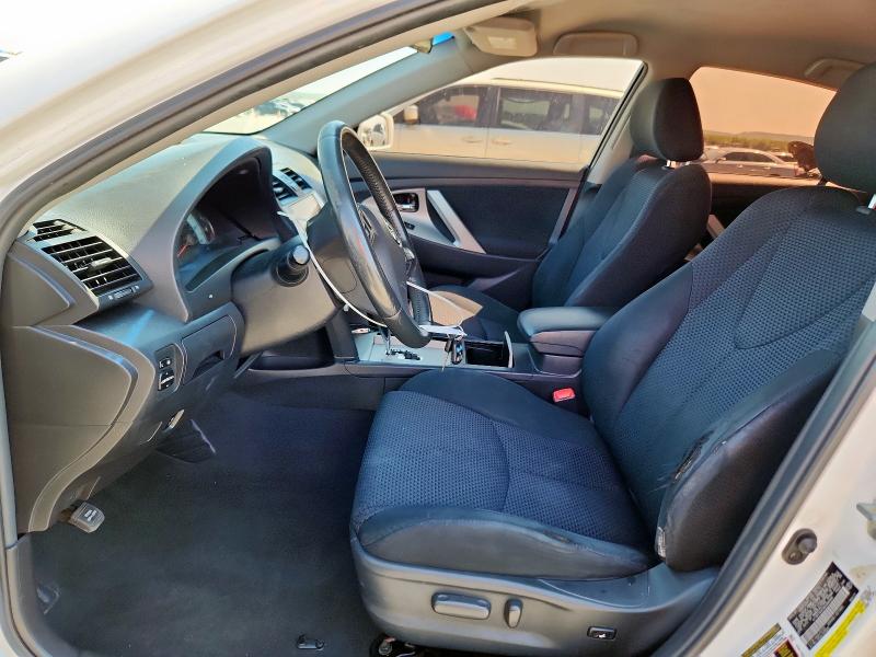 4T1BF3EK2BU585996 - 2011 TOYOTA CAMRY BASE WHITE photo 7