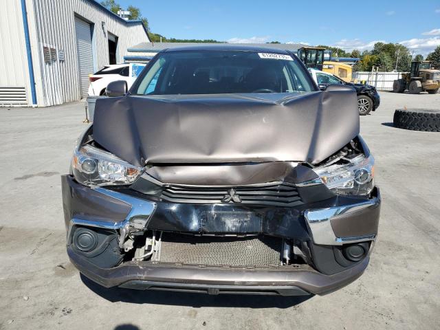 JA4AP3AU5HZ020684 - 2017 MITSUBISHI OUTLANDER ES GRAY photo 5