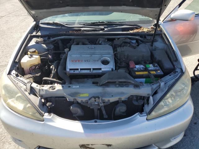 4T1BF30K65U599363 - 2005 TOYOTA CAMRY LE SILVER photo 11