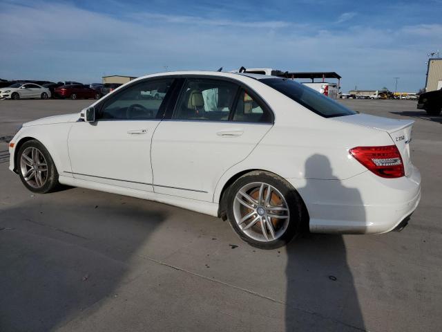 WDDGF4HB3ER310792 - 2014 MERCEDES-BENZ C 250 WHITE photo 2