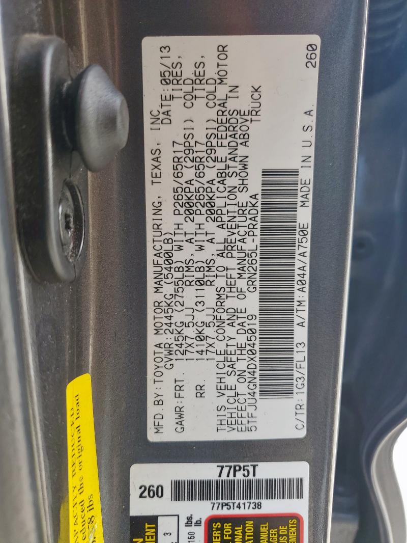 5TFJU4GN4DX045019 - 2013 TOYOTA TACOMA DOUBLE CAB PRERUNNER GRAY photo 12