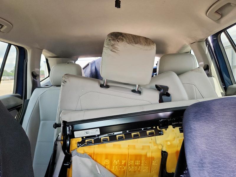 3VV3B7AX8JM000887 - 2018 VOLKSWAGEN TIGUAN SE Mavi foto 10