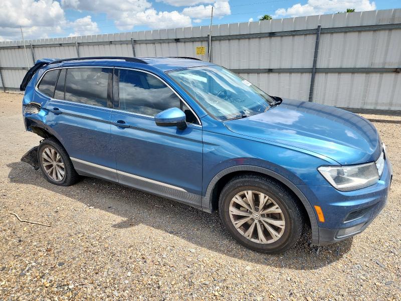 3VV3B7AX8JM000887 - 2018 VOLKSWAGEN TIGUAN SE Mavi foto 4