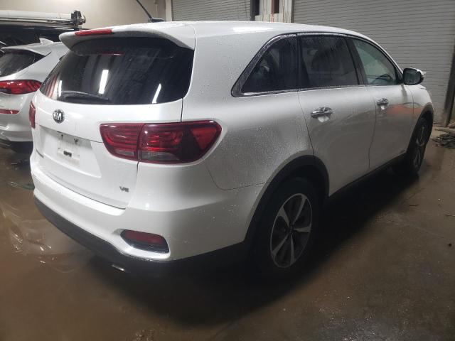 5XYPGDA51LG692487 - 2020 KIA SORENTO S WHITE photo 3