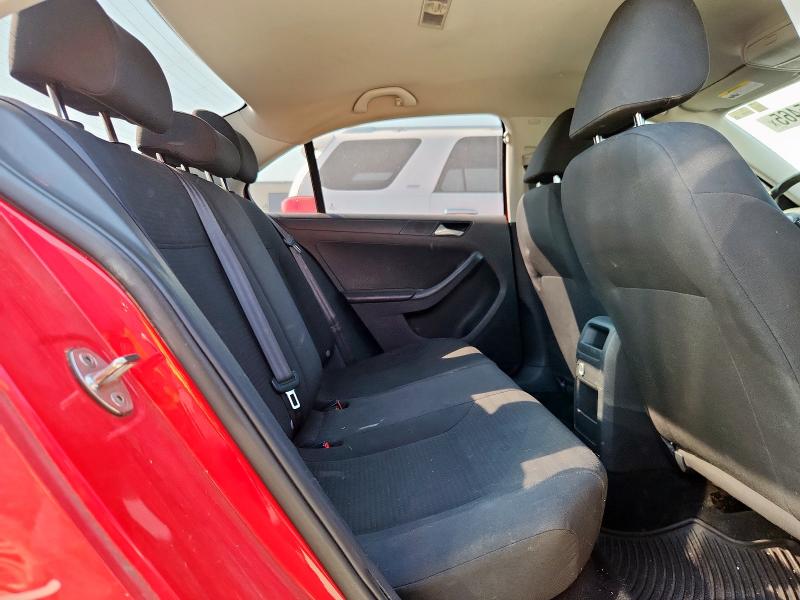3VW2K7AJXFM336681 - 2015 VOLKSWAGEN JETTA BASE RED photo 10