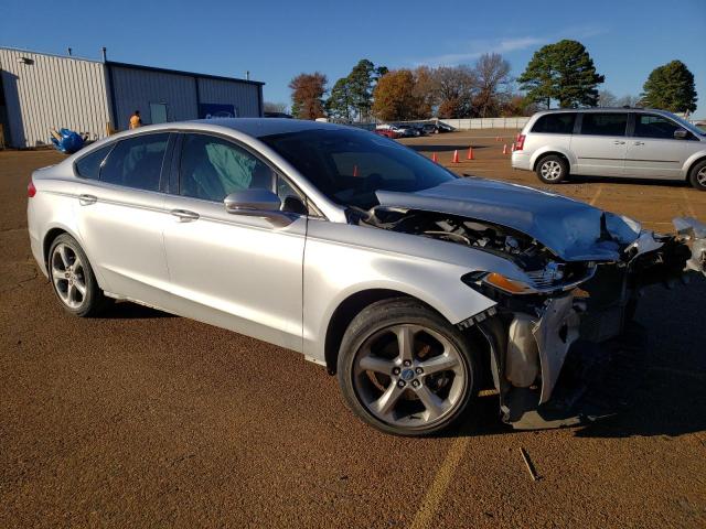 3FA6P0HR4DR165134 - 2013 FORD FUSION SE SILVER photo 4