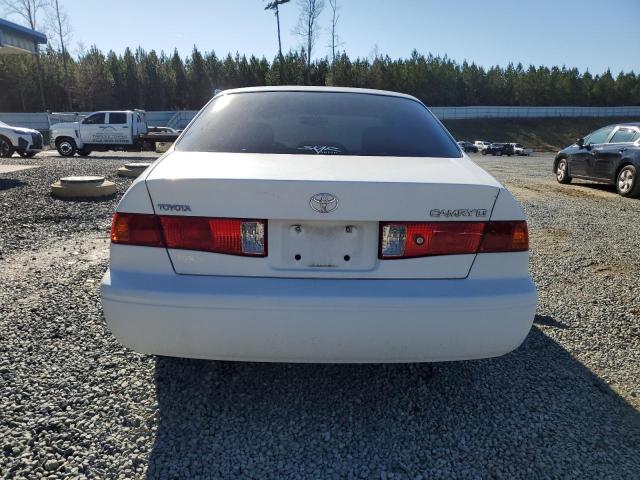 4T1BG22KX1U854062 - 2001 TOYOTA CAMRY CE WHITE photo 6