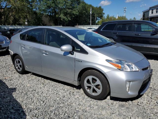 JTDKN3DU9E0374980 - 2014 TOYOTA PRIUS ნაცრისფერი ფოტო 4