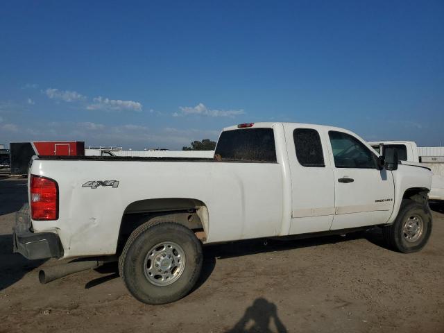 1GCHK29648E160123 - 2008 CHEVROLET SILVERADO K2500 HEAVY DUTY WHITE photo 3