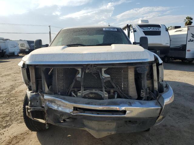 1GCHK29648E160123 - 2008 CHEVROLET SILVERADO K2500 HEAVY DUTY WHITE photo 5