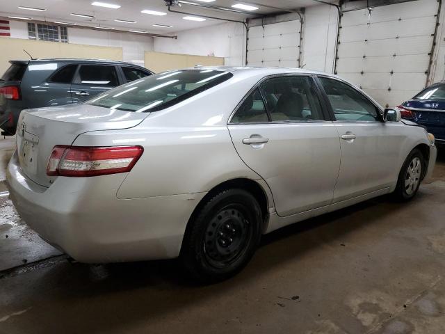 4T4BF3EK3BR188612 - 2011 TOYOTA CAMRY BASE Plata foto 3