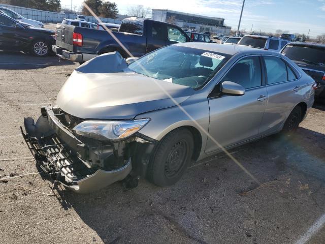 4T4BF1FK9FR501252 - 2015 TOYOTA CAMRY LE SILVER photo 1