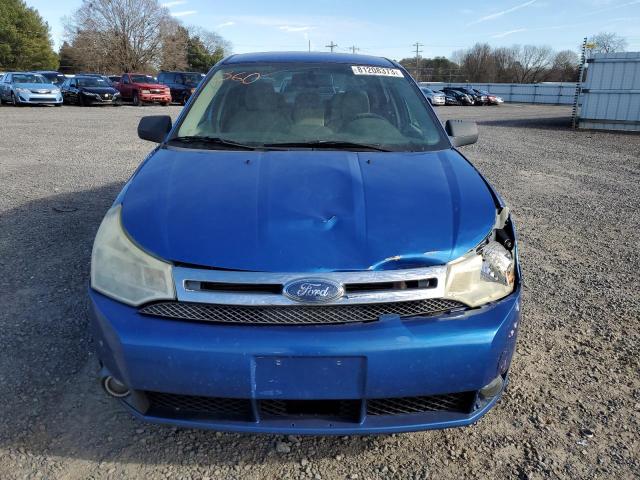 1FAHP3FN5AW212545 - 2010 FORD FOCUS SE BLUE photo 5