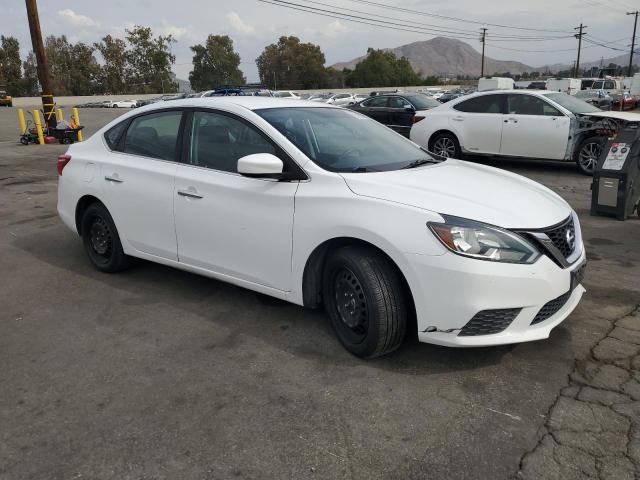 3N1AB7AP8HY366361 - 2017 NISSAN SENTRA S Білий фото 4