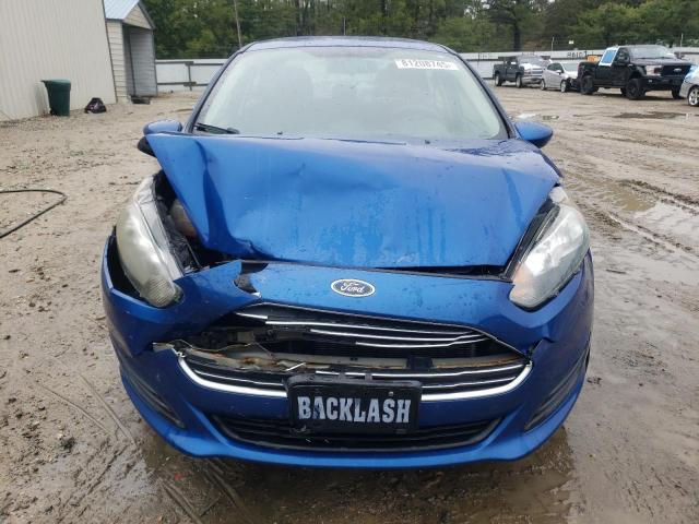 3FADP4BJ7JM129898 - 2018 FORD FIESTA SE 蓝色 照片 5