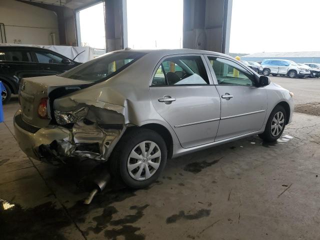 2T1BU4EE5AC249586 - 2010 TOYOTA COROLLA BASE SILVER photo 3