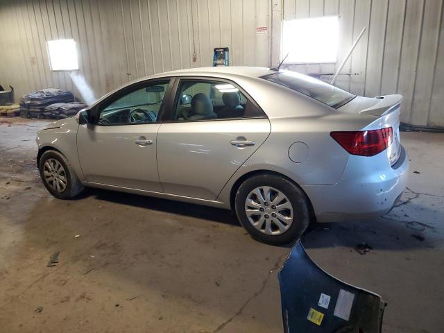 KNAFU4A20B5326521 - 2011 KIA FORTE EX SILVER photo 2