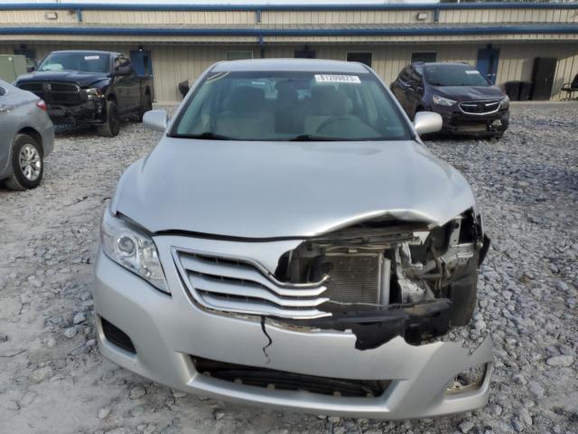 4T1BF3EK5BU772763 - 2011 TOYOTA CAMRY BASE SILVER photo 5