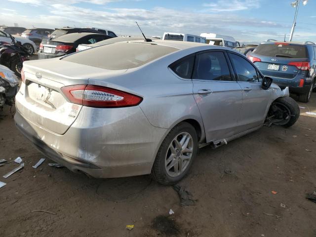 3FA6P0H70GR147944 - 2016 FORD FUSION SE SILVER photo 3