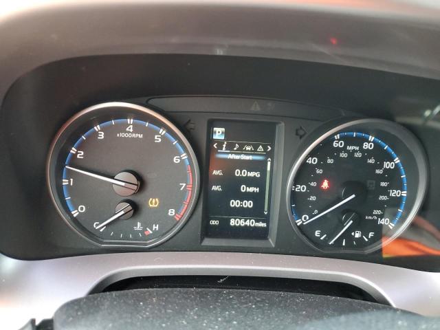 JTMZFREV1JJ736407 - 2018 TOYOTA RAV4 LE Bleu photo 9