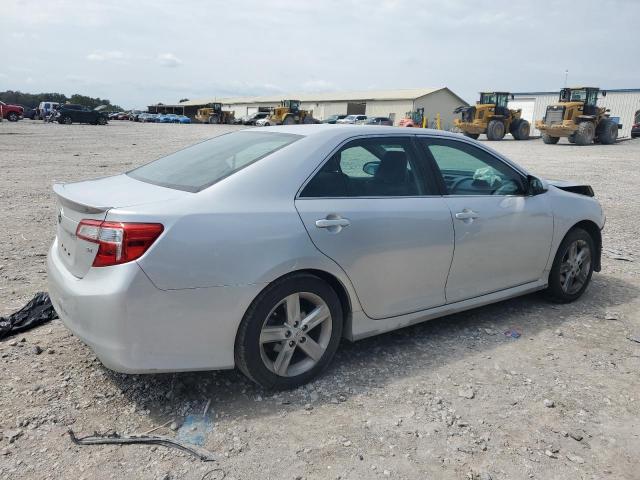 4T1BF1FK7CU165042 - 2012 TOYOTA CAMRY BASE SILVER photo 3