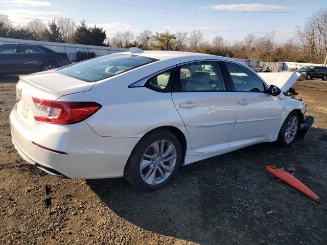 1HGCV1F14JA035822 - 2018 HONDA ACCORD LX WHITE photo 3