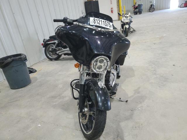 1HD1KB414BB670038 - 2011 HARLEY-DAVIDSON FLHX Schwarz Foto 2