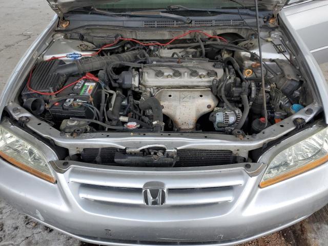 1HGCG56651A027211 - 2001 HONDA ACCORD EX SILVER photo 11