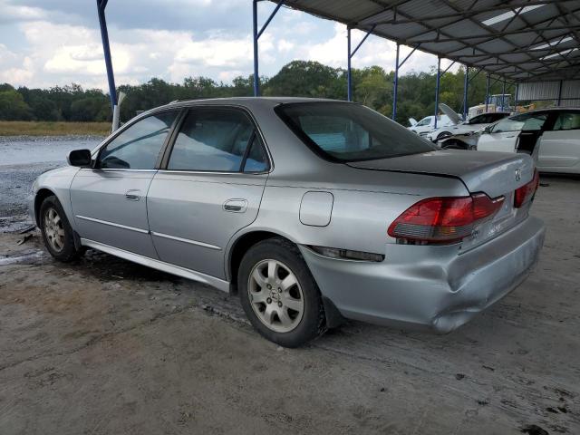 1HGCG56651A027211 - 2001 HONDA ACCORD EX SILVER photo 2
