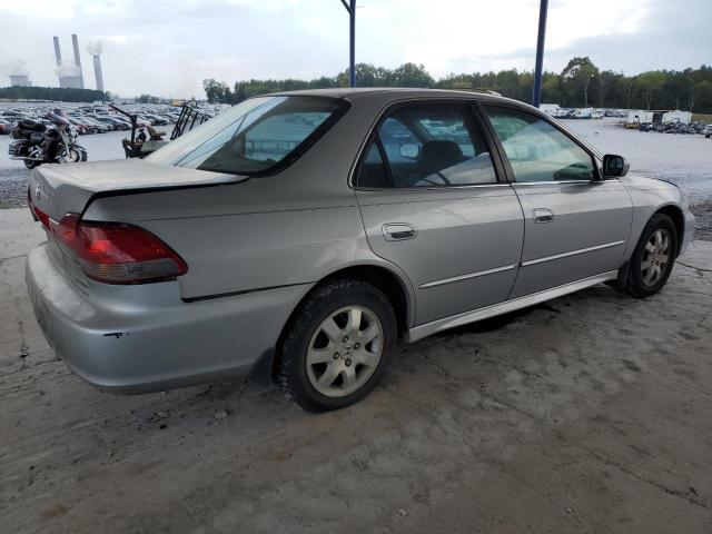 1HGCG56651A027211 - 2001 HONDA ACCORD EX SILVER photo 3