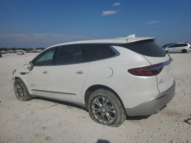 5GAEVCKWXJJ255777 - 2018 BUICK ENCLAVE AVENIR WHITE photo 2